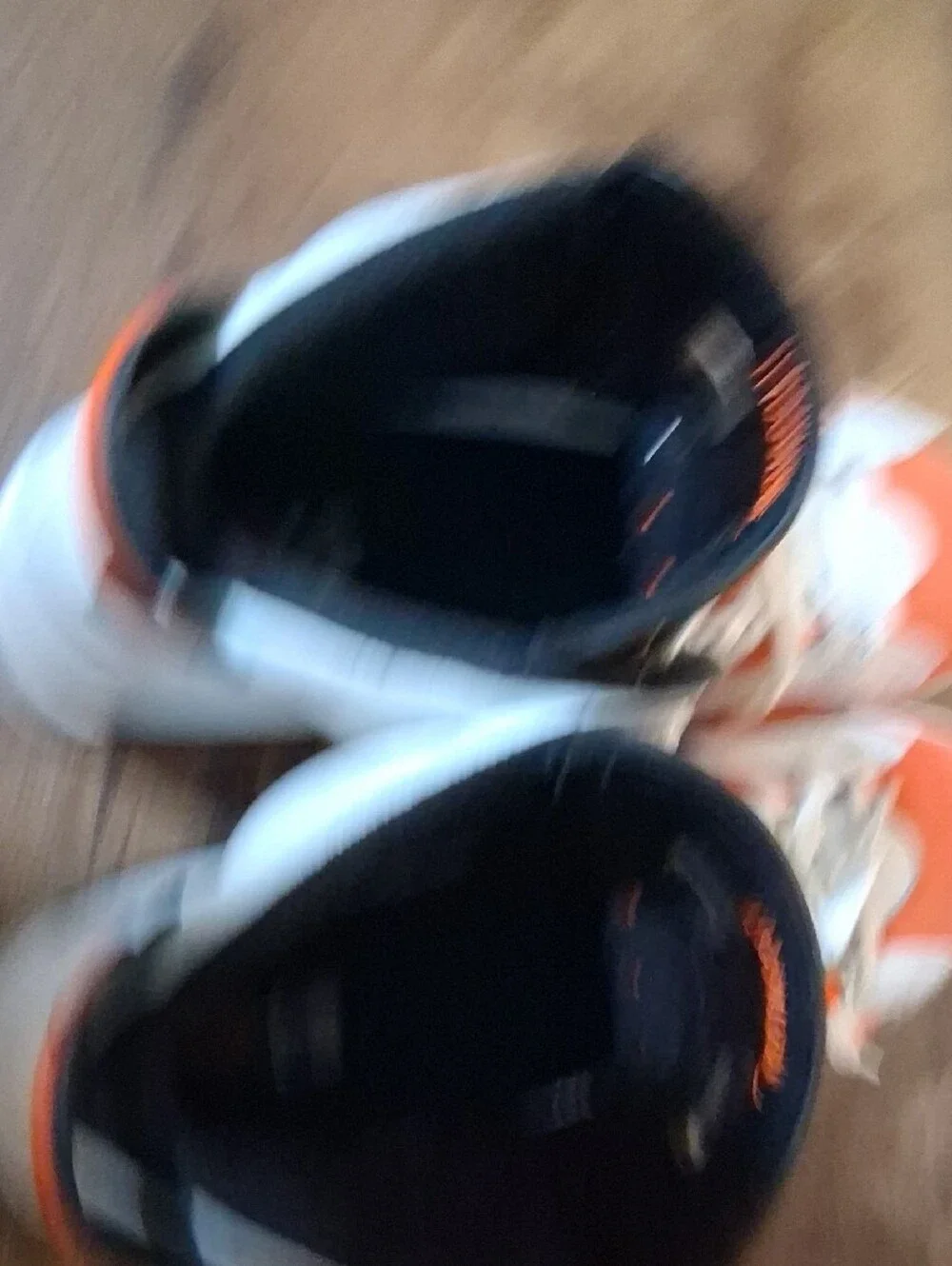 Jordan Retro 6 Orange White Black Athletic Shoes